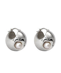 Large Pearl Earring